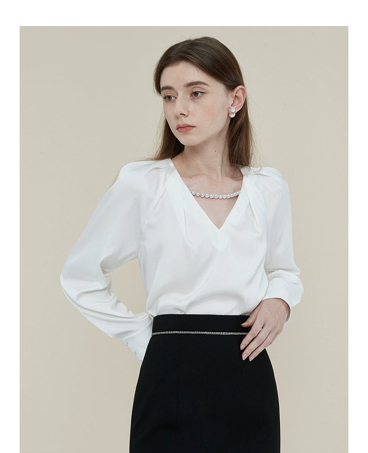 【CAROLINE】Vネックパールチェーンハイエンドシフォンシャツ